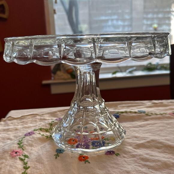 Vintage Indiana Glass 10” Round Constellation Cake Stand With Rum Well - Picture 4 of 9